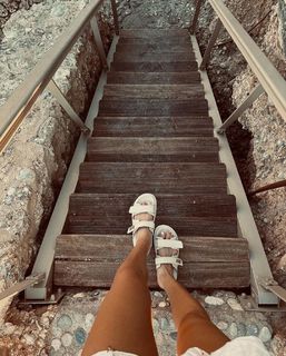 Emma Raducanu feet photo thumbnail