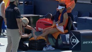 Emma Raducanu feet photo thumbnail