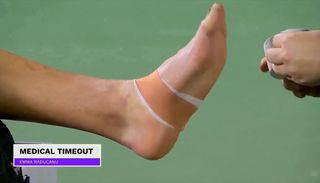 Emma Raducanu feet photo 1