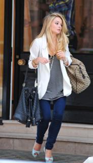 Emma Rigby feet photo thumbnail