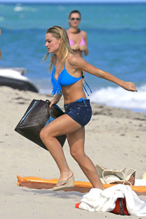 Emma Rigby feet photo thumbnail