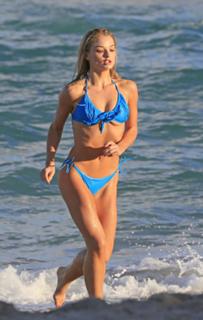 Emma Rigby feet photo thumbnail