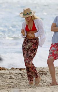 Emma Rigby feet photo thumbnail