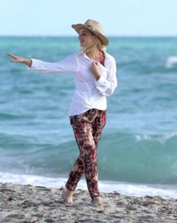 Emma Rigby feet photo thumbnail