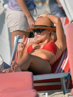 Emma Rigby feet photo thumbnail