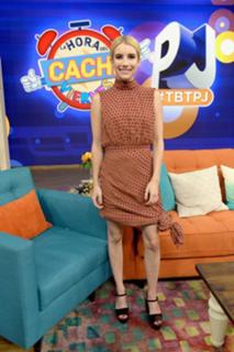 Emma Roberts feet photo thumbnail