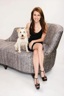 Emma Roberts feet photo thumbnail