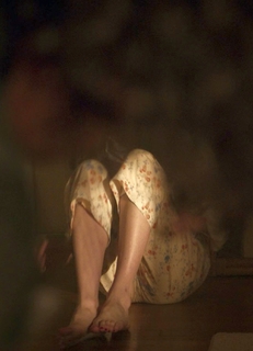 Emma Roberts feet photo thumbnail