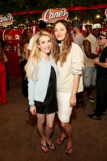 Emma Roberts feet photo 5