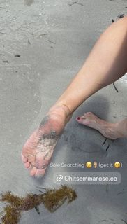 Emma Rose feet photo thumbnail