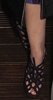 Emma Samms feet photo 11