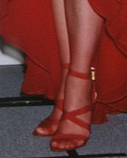 Emma Samms feet photo 10