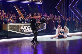Emma Slater feet photo 9