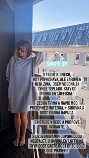 Emma Smetana feet photo 20
