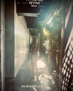 Emma Smetana feet photo 16