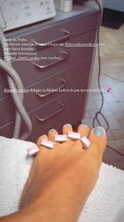 Emma Smetana feet photo 12