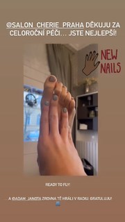 Emma Smetana feet photo 7
