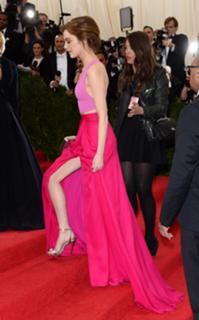 Emma Stone feet photo thumbnail