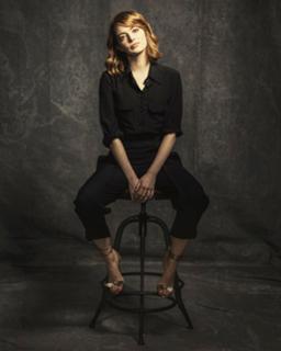 Emma Stone feet photo thumbnail