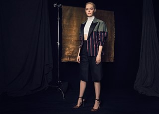 Emma Stone feet photo thumbnail