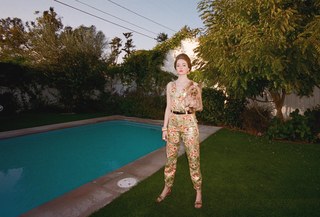 Emma Stone feet photo thumbnail