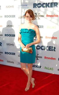 Emma Stone feet photo thumbnail