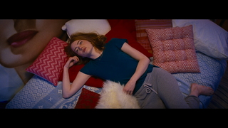 Emma Stone feet photo thumbnail