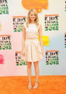 Emma Stone feet photo thumbnail
