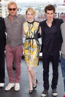 Emma Stone feet photo thumbnail