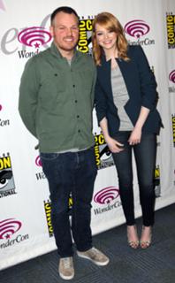 Emma Stone feet photo thumbnail