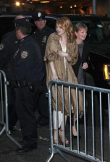 Emma Stone feet photo thumbnail