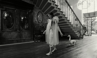 Emma Stone feet photo thumbnail