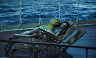 Emma Stone feet photo thumbnail