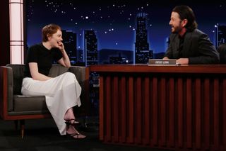 Emma Stone feet photo thumbnail