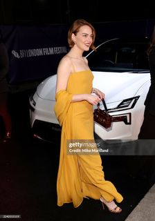 Emma Stone feet photo thumbnail