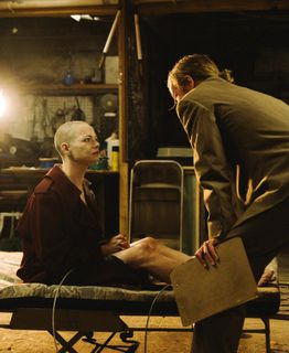 Emma Stone feet photo thumbnail