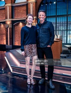 Emma Stone feet photo thumbnail