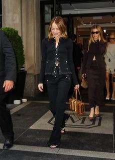 Emma Stone feet photo 20