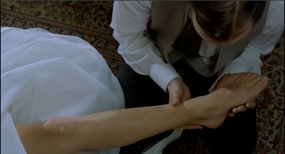 Emma Suárez feet photo 1
