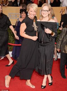 Emma Thompson feet photo thumbnail
