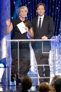 Emma Thompson feet photo thumbnail