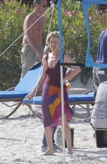 Emma Thompson feet photo thumbnail