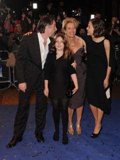 Emma Thompson feet photo thumbnail