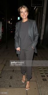 Emma Thompson feet photo thumbnail