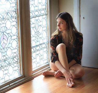 Emma Wagstaff feet photo 3