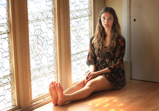 Emma Wagstaff feet photo 8