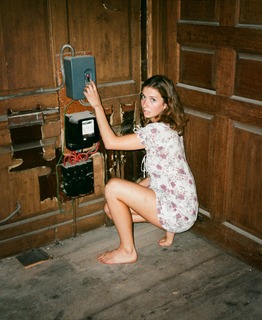 Emma Wagstaff feet photo 7