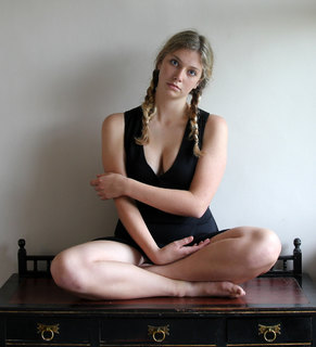 Emma Wagstaff feet photo 11