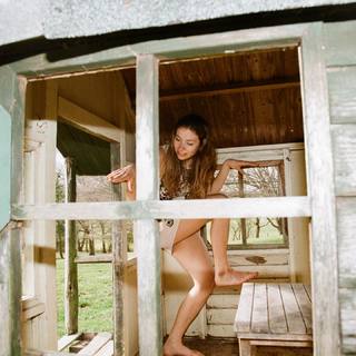 Emma Wagstaff feet photo 12