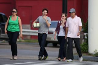 Emma Watson feet photo thumbnail